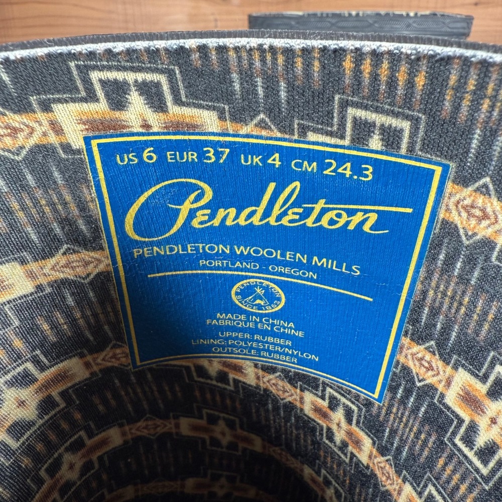 Pendleton Black‎ Geometric Pattern Rubber Rain Bo… - image 6